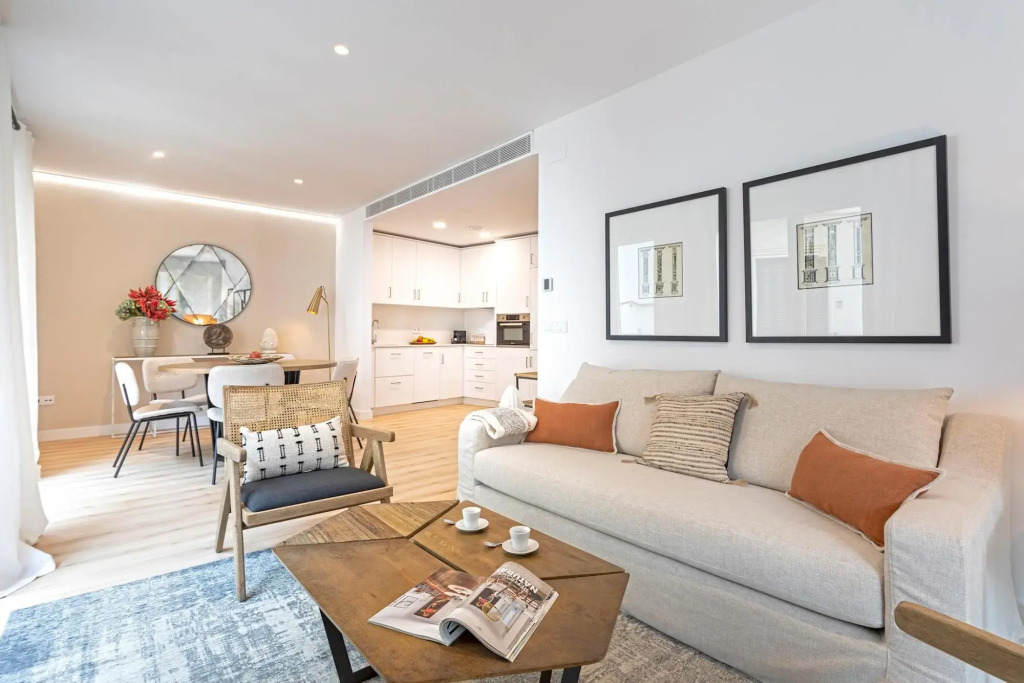 Magnificent 3BD apartment in Santa Cruz neighborhood. Aire II