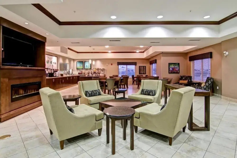 Canalta Hotel Assiniboia