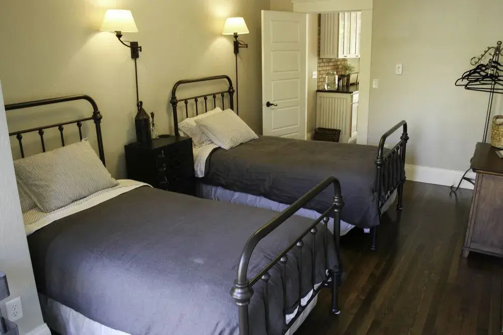 The Lindley House