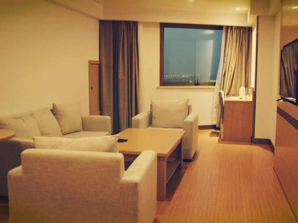 GreenTree Inn Shaoxing Binhai New City Dongsen Commercial Square Hotel