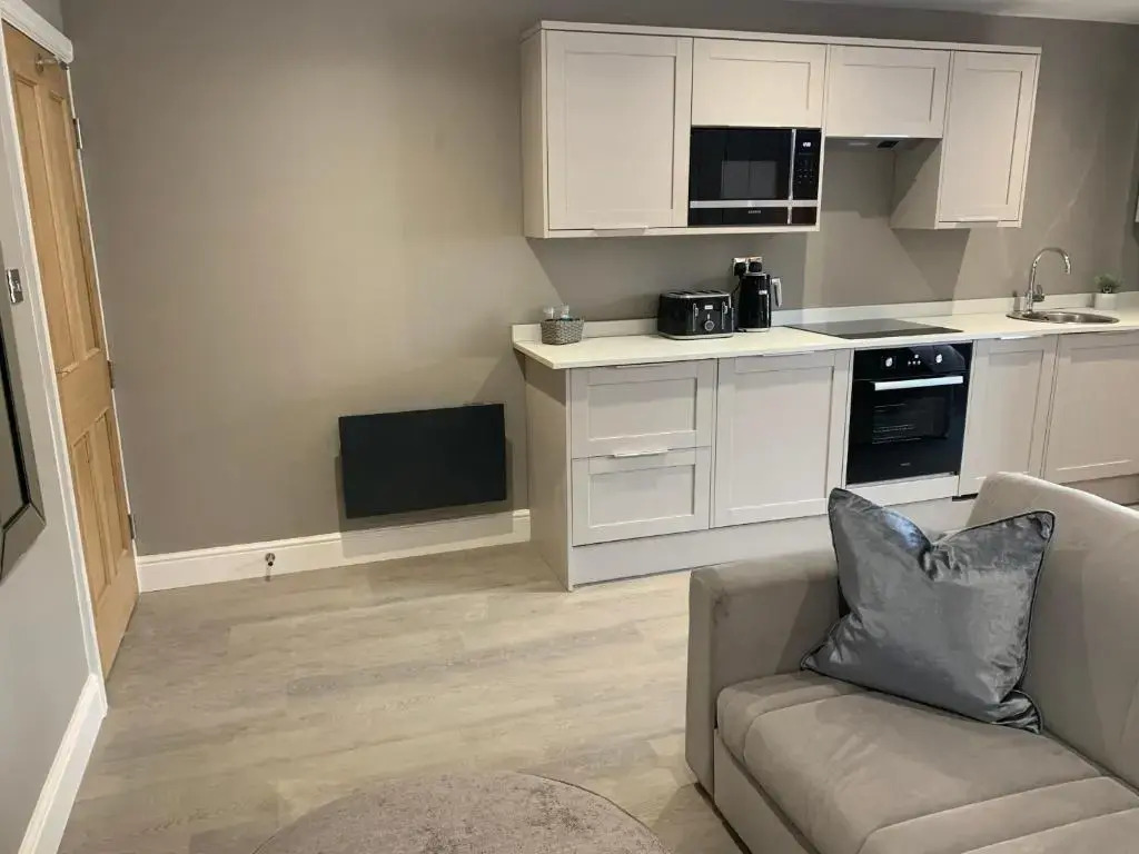 Willshaw Suites for families over 25 only