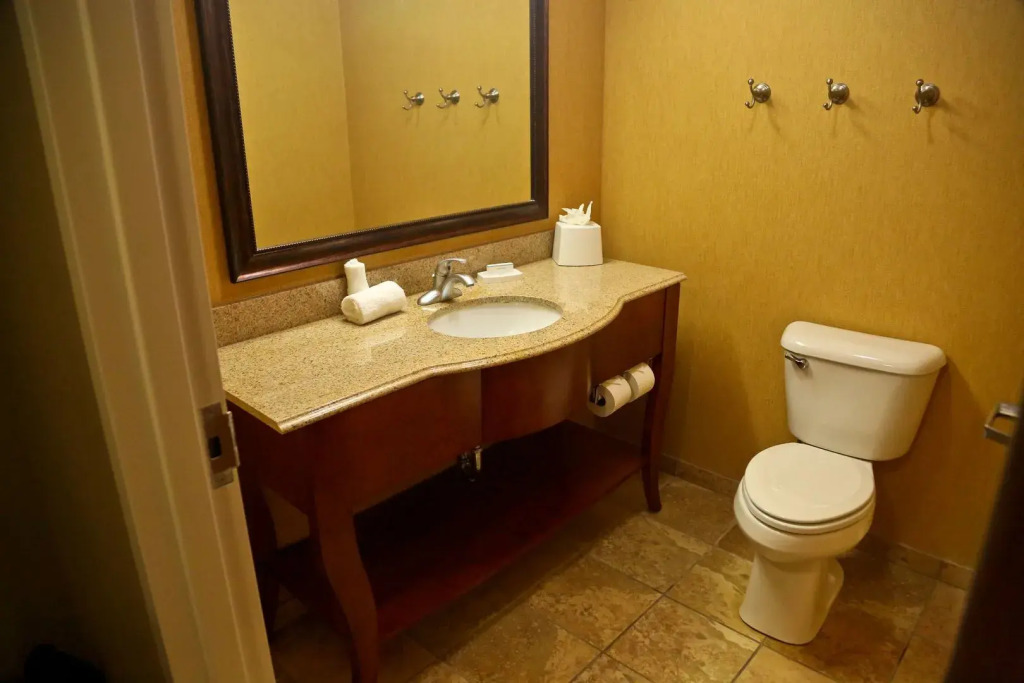 Hampton Inn & Suites Jennings