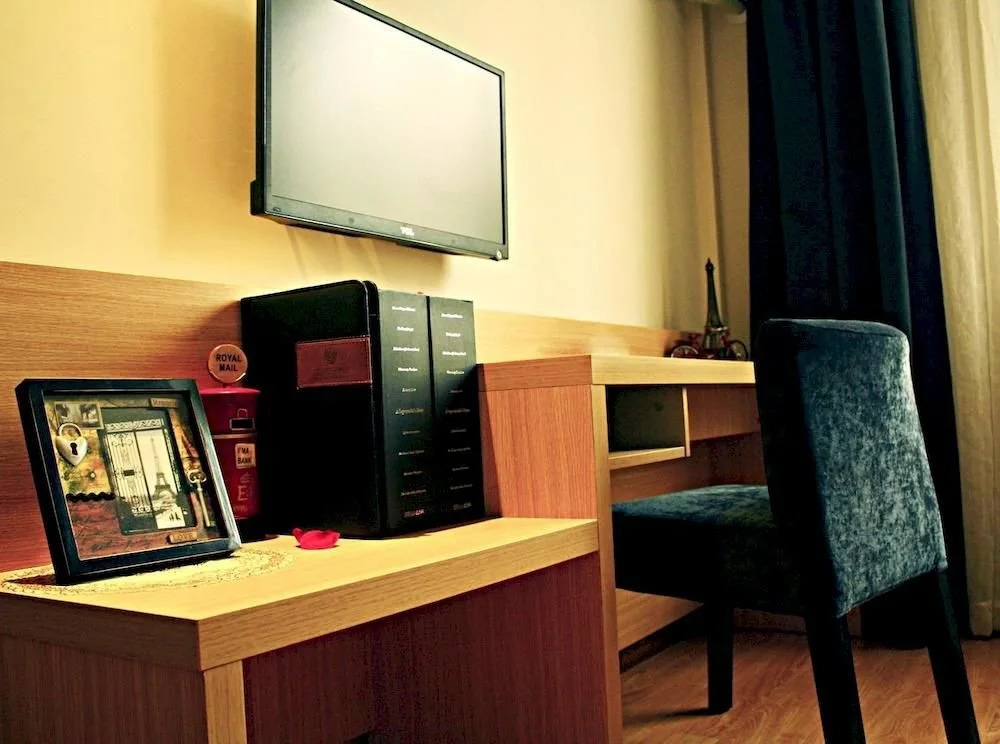 Chengdu Rongcheng Holiday Hotel