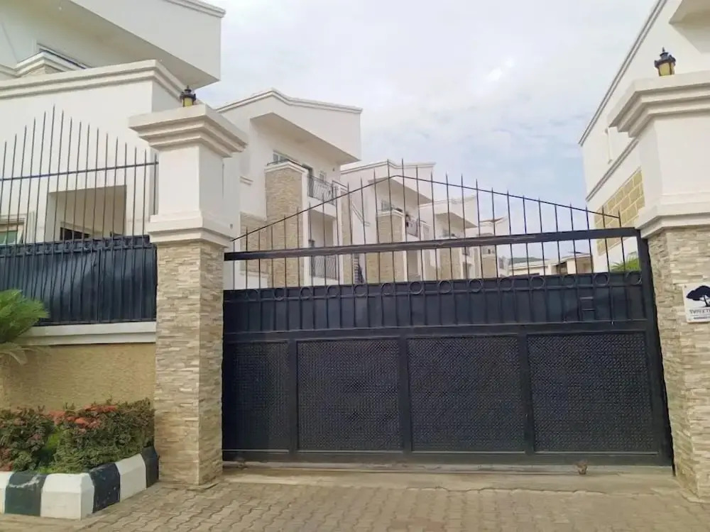 Happuch Apartment