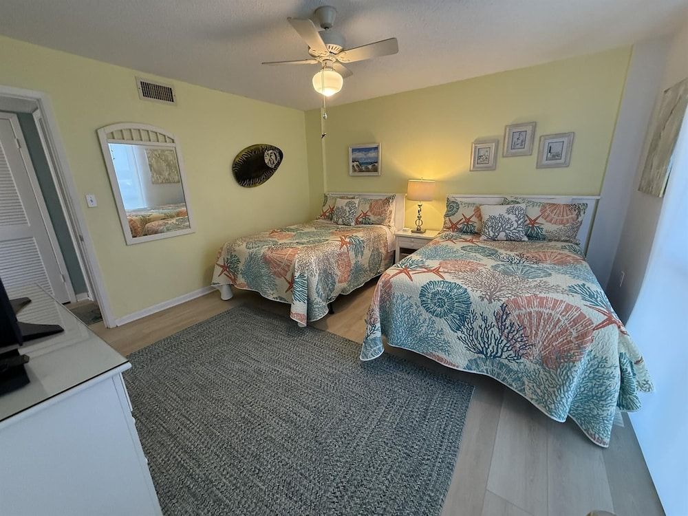 Shoreline Towers 2096 3 Bedroom Condo