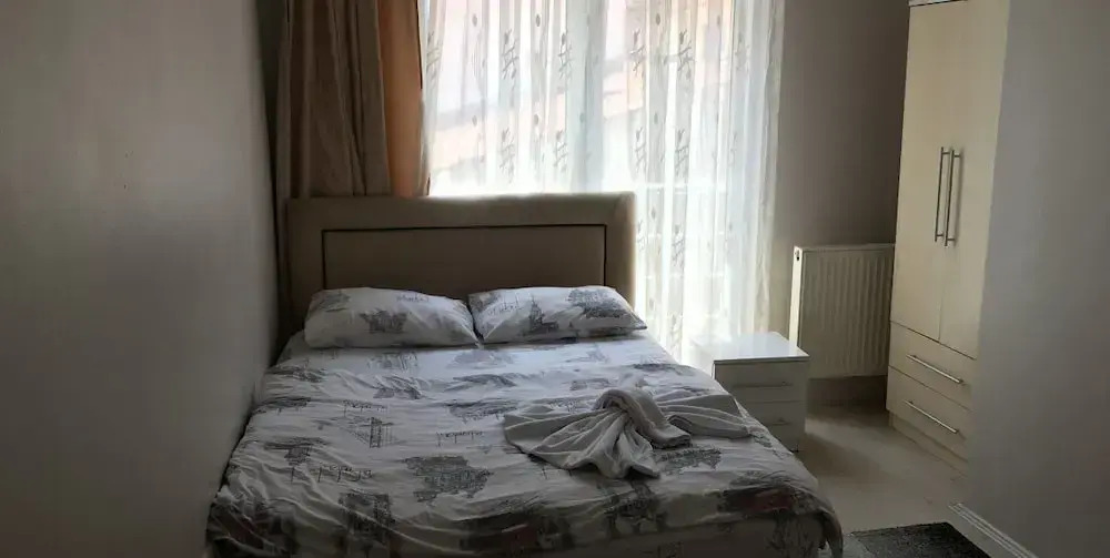 Apartman Suit