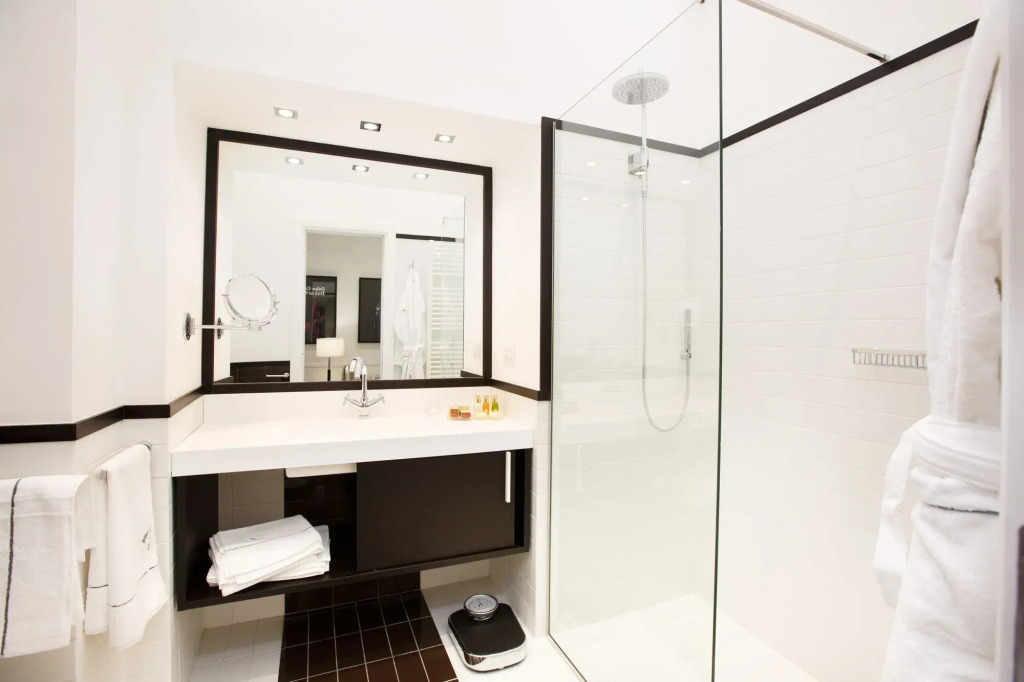 NAP Luxury Guest House Bovio