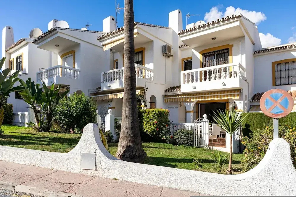 La Campana Apartment With Pool - Ref 60