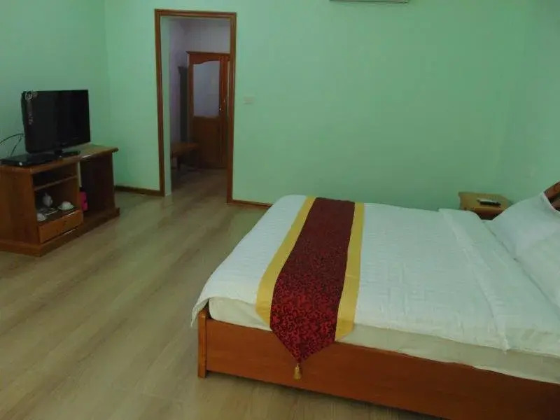 Jade City Hotel