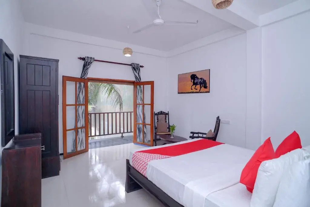 PRANA Beach Hotel Hikkaduwa