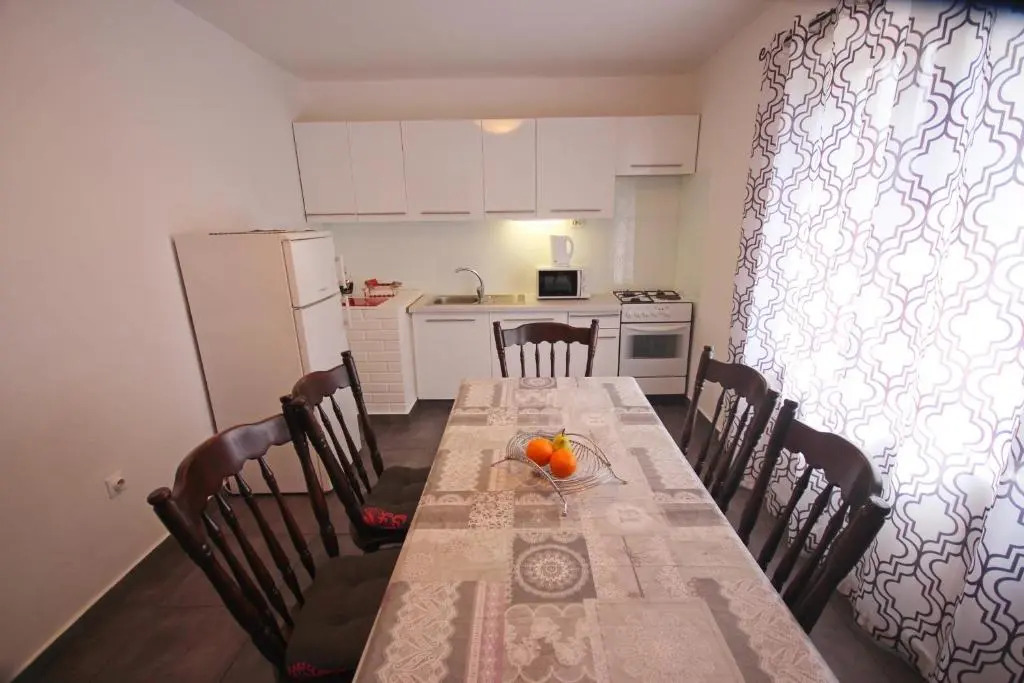 Apartments Kolic