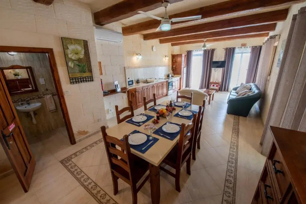 Ta Lucija Sleeps 4 with Private Pool