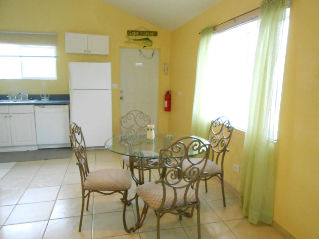 Hoopers Bay Villas