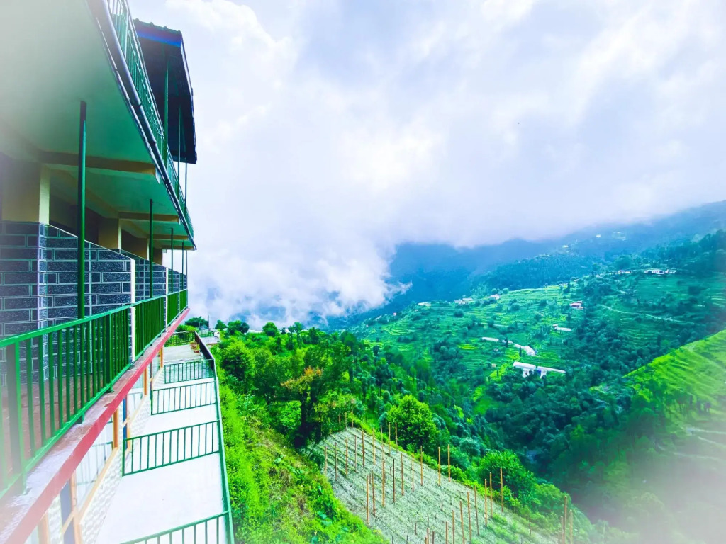 Pristine Mountain Lodge