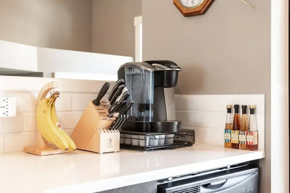 Ensuite Bed/bath/pet Friendly, Cleaning Fee