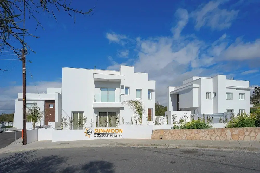 Sun and Moon Luxury Villas Ayia Napa