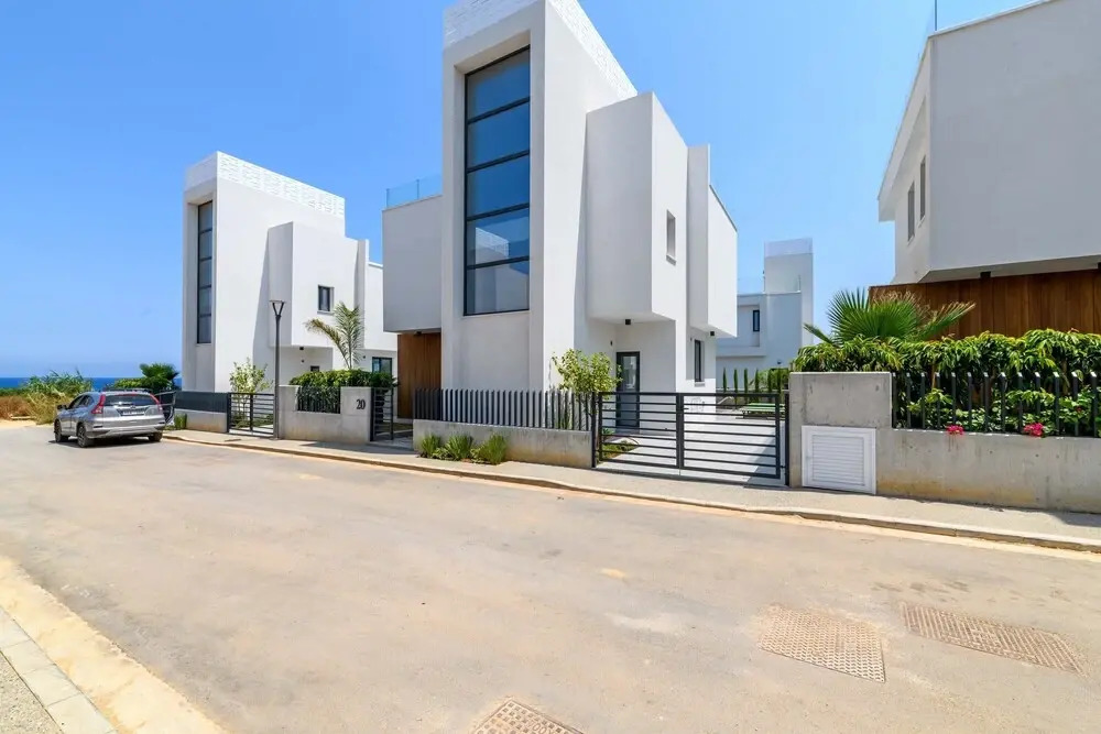 By The Beach - Sea Pearl Villa
