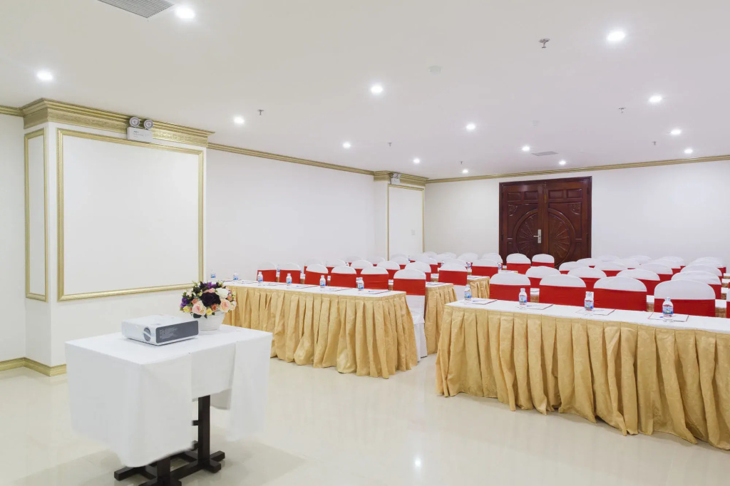 Paris Luxury Hotel & Apartment Nha Trang