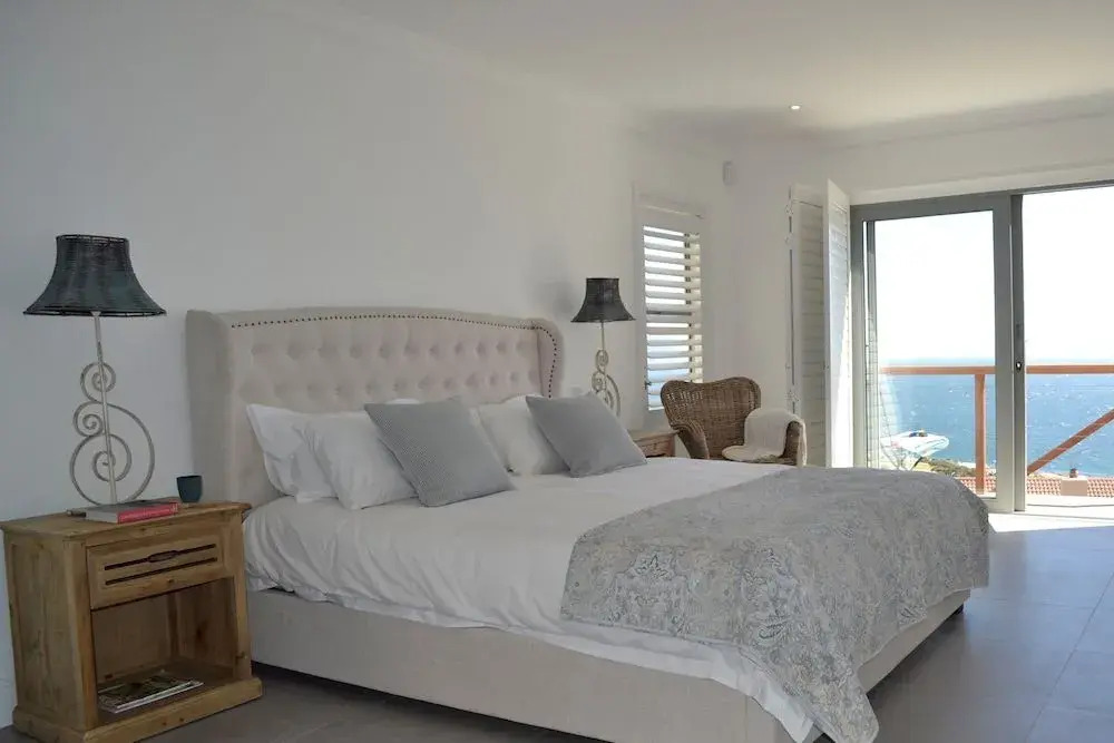 Oceans Drift Guest House & Self Catering