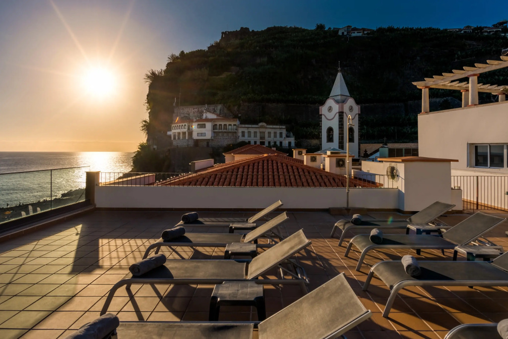 Отель Enotel Sunset Bay