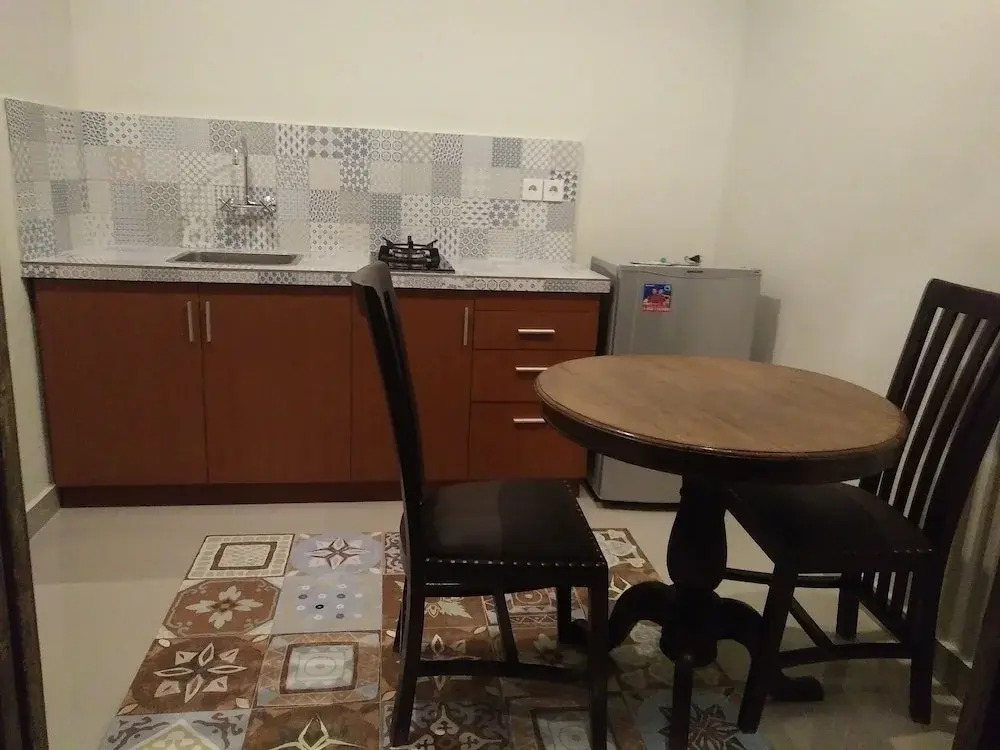 Made House Homestay and Dormitory