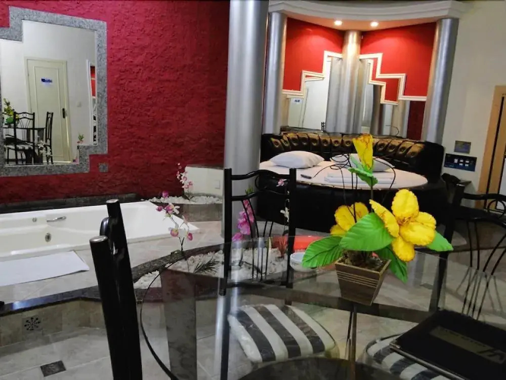 Salinas House Hotel - Antigo Valley Hills Hotel