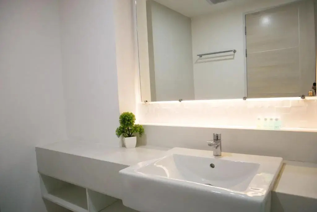 Seven Seas Resort Pattaya & Sofa bed
