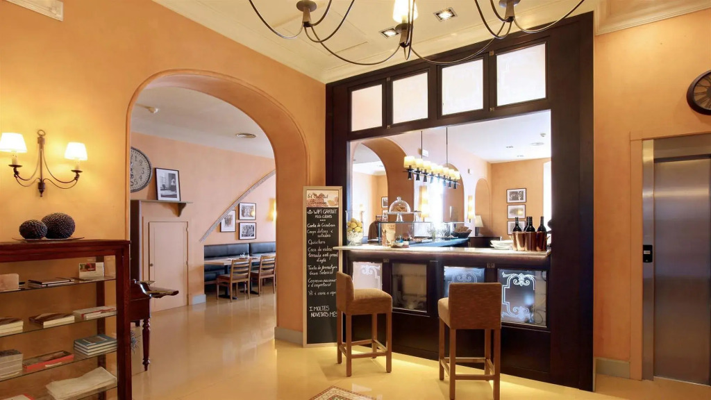 Hotel Bremon by Grup Duquessa
