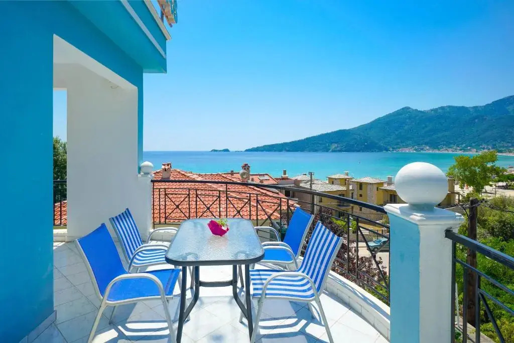 Ellinas Hotel
