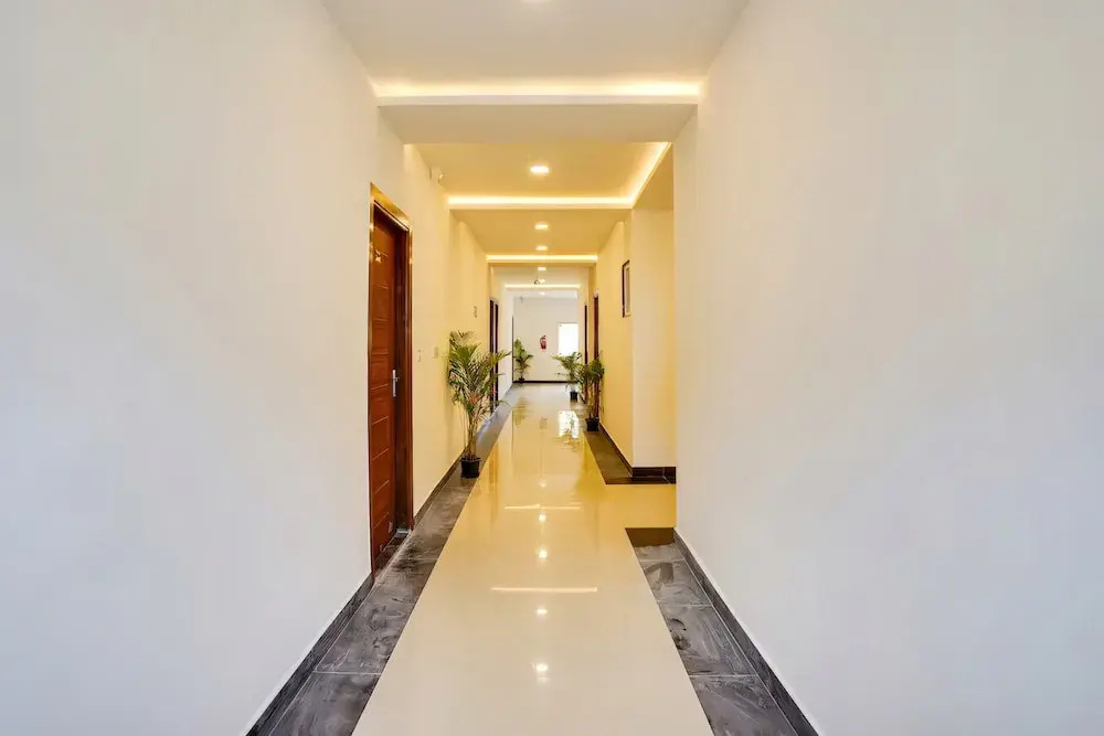 RG Suites Silkboard