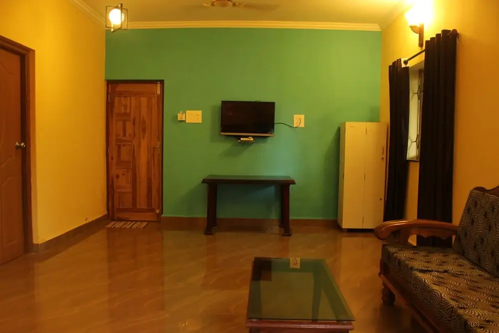 OYO 9211 Home Party Place 2 BHK Candolim