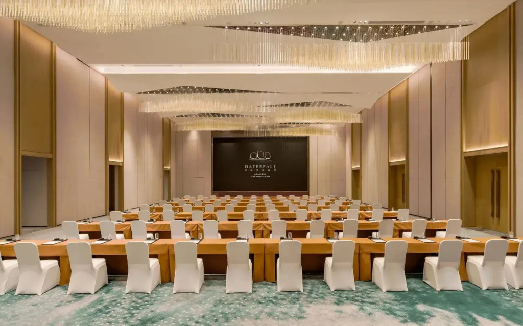 Chengdu Expo Waterfall Hotel - MGallery Collection