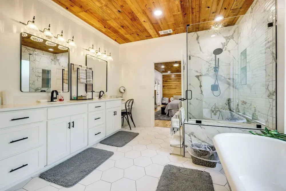 1 Mi to Landa Park: New Braunfels Home w/ Patio!