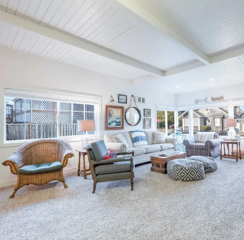 Seaside Vacation Homes