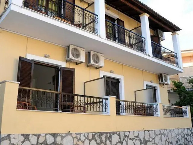 Pavlitos Apartments