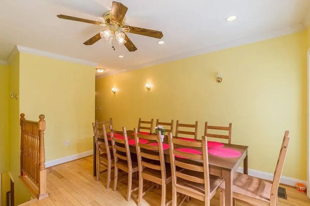 Beautiful & Huge House w/ grill & foosball table by CozySuites