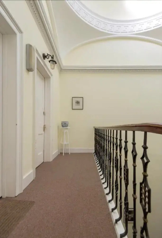 Lovely 2 Bedroom Apartment With Garden Close To Old Town