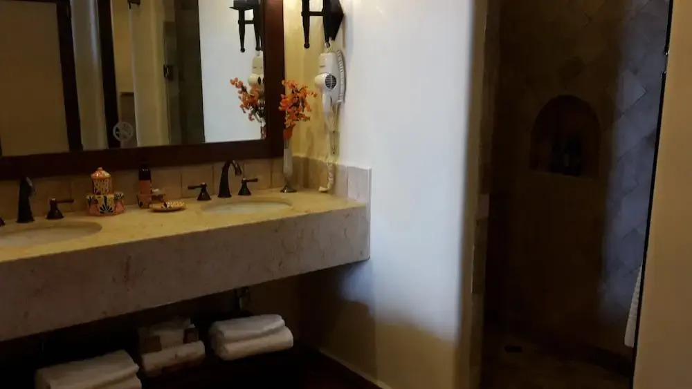 Rated for the Best Value in Cabo San Lucas!! 2BR 8P