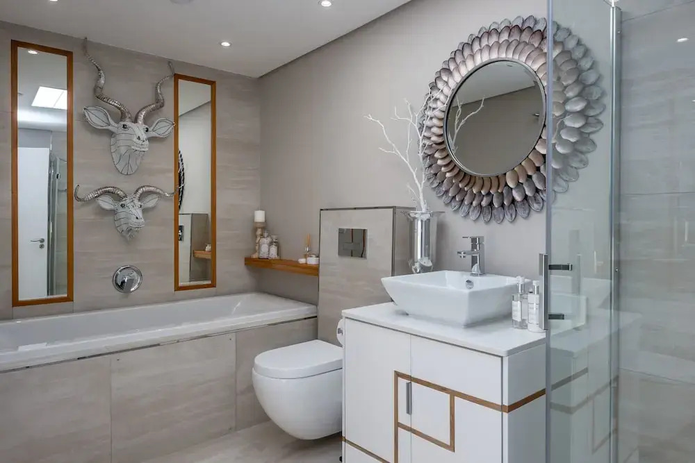 9 on Nautica Camps Bay