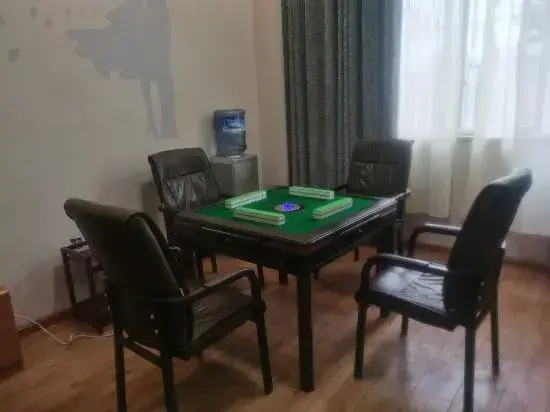 Jingzuan Business Hotel