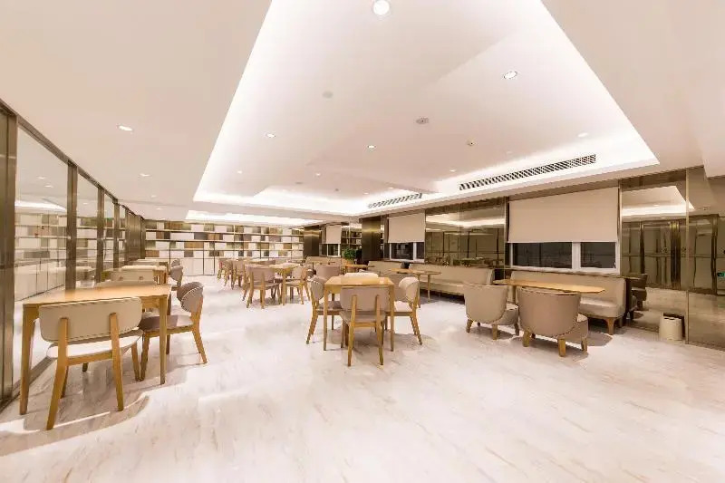 Ji Hotel Shenyang Qigong Street Metro Station