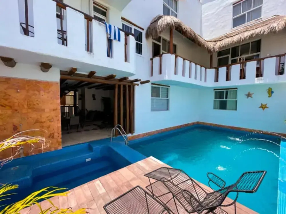 Deluxe Penthouse w 2 Story Patio and Ocean View