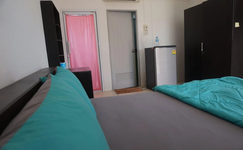 Guy Residence