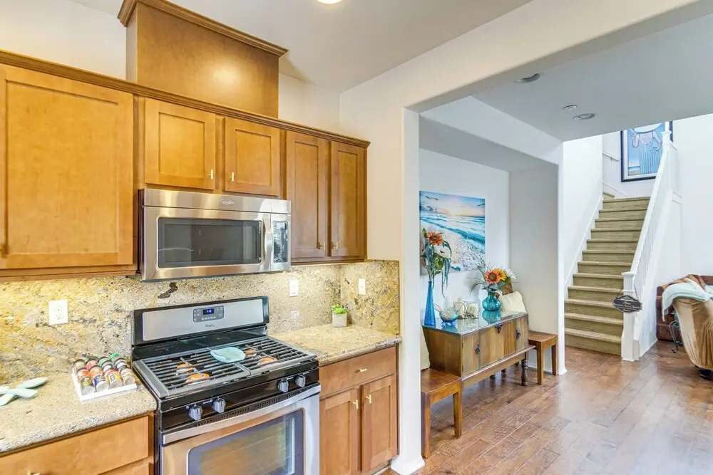 Walk to Beach Luxe San Buenaventura Villa!