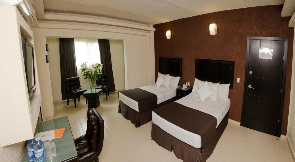 Hotel Portonovo Plaza Guadalajara