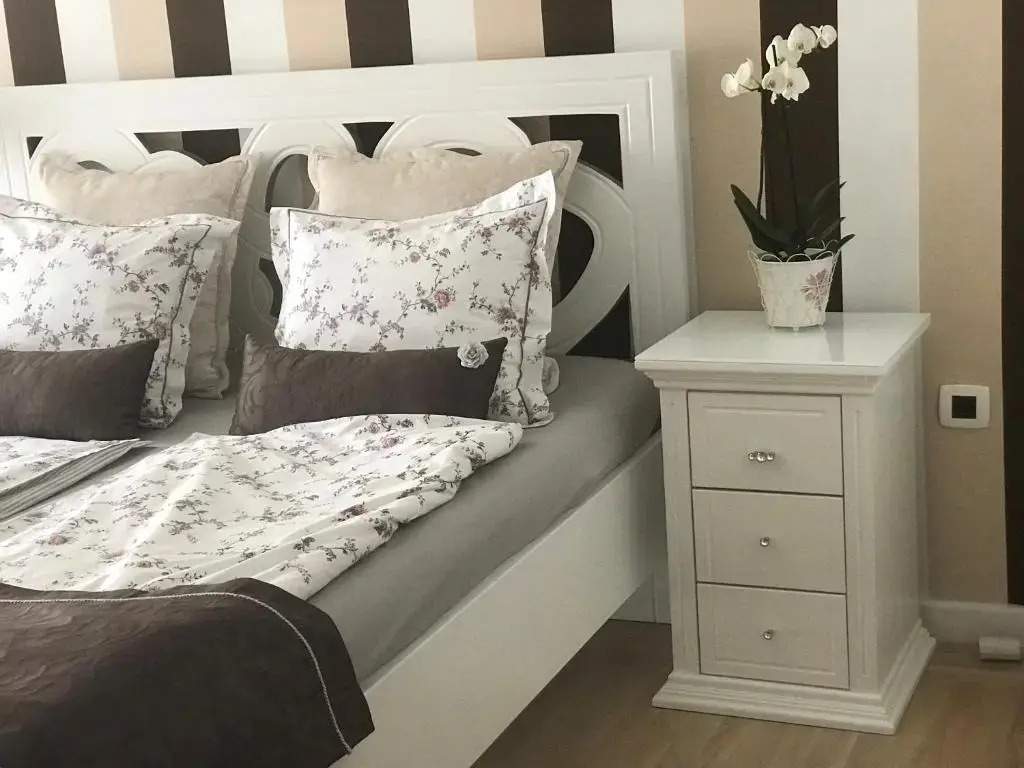Lux new white apartment