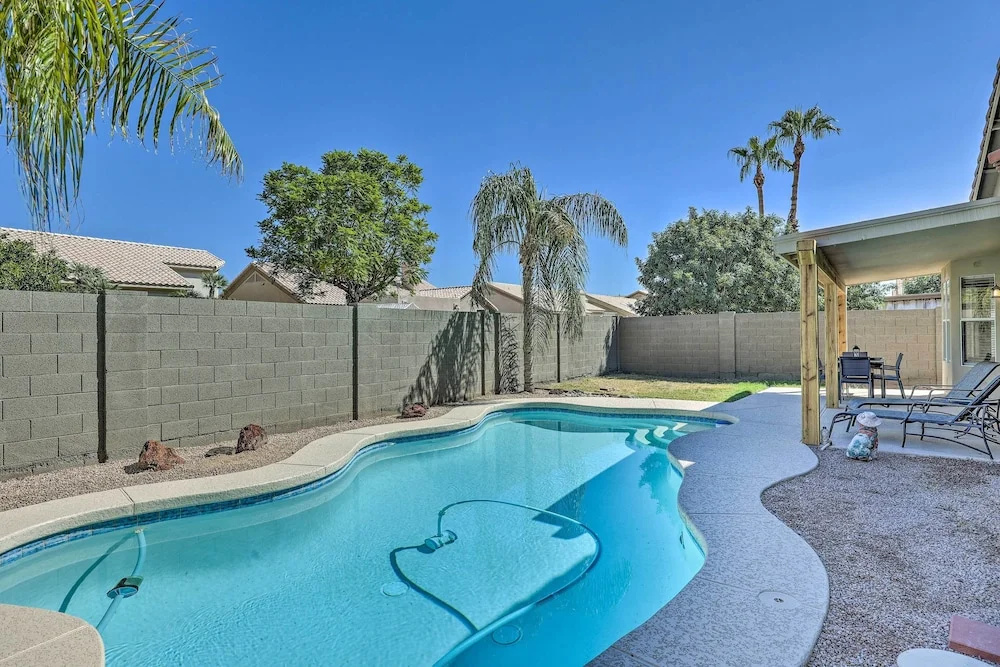 Private Pool & Fenced Yard: Phoenix Home