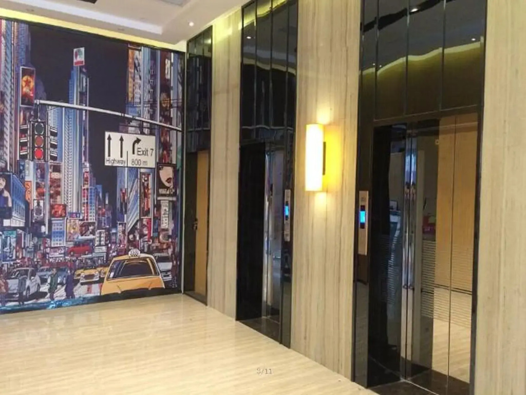 IU Hotel Zhanjiang Binhai Avenue Xinhai Mall Branch