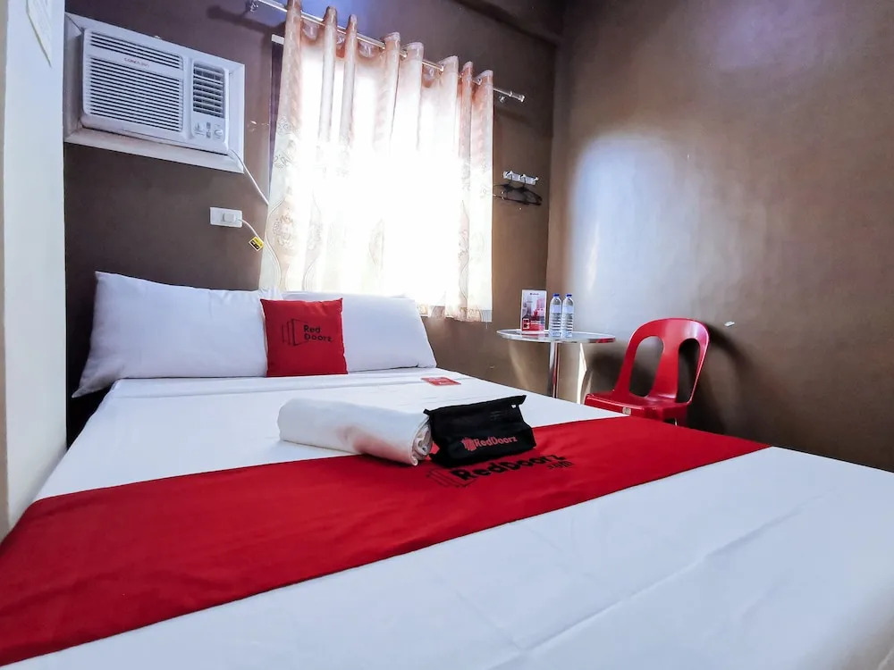RedDoorz near KCC Mall Gensan
