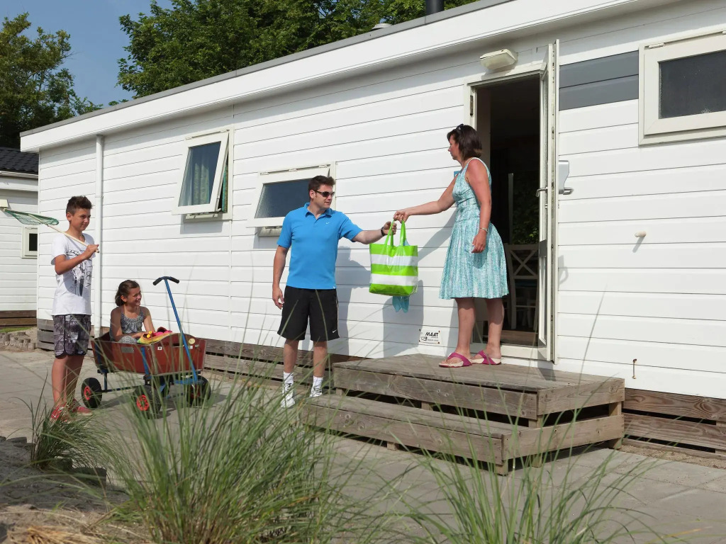 Chalet by North Sea Beach & Nature Trails